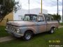 Ford F-100 en San Salvador