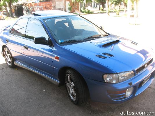 Subaru Impreza GT turbo en San Mart�n 2