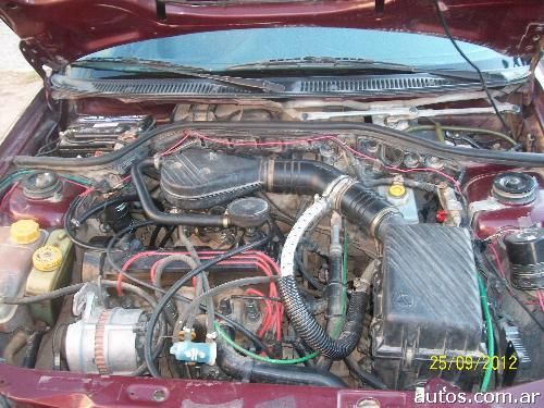 Volkswagen Pointer naftero con gnc en San Patricio del Cha�ar 1