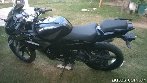 Volkswagen MOTO GILERA VC 200CC en Santa Rosa de Calchines 2