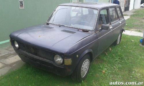 Fiat 128 Berlina rural en San Mart�n 1