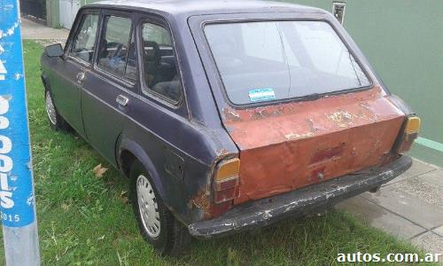 Fiat 128 Berlina rural en San Mart�n 2