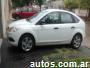 Ford Focus Sed�n style 1.6 en Esperanza
